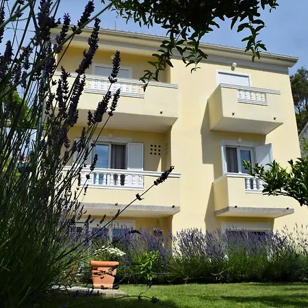 With Parking Space Rab - 12383 Апартаменты *