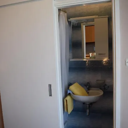 Апартаменты With Parking Space Rab - 12383