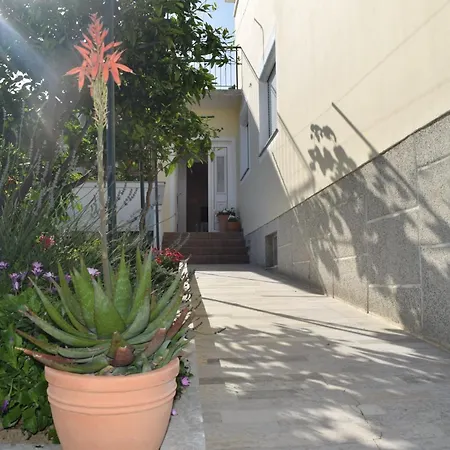 Апартаменты With Parking Space Rab - 12383 Банёл